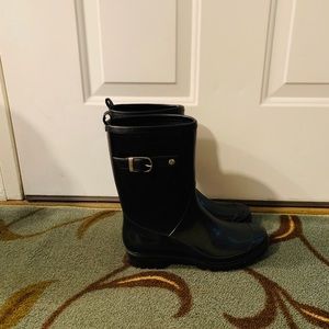 Black Rain Boots